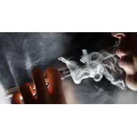 Проблеми електронних сигарет: не тягнуться, підтікають