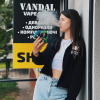 Фірмовий жіночий світшот Vandal Vape у чорному кольорі на замку з принтом спереду
