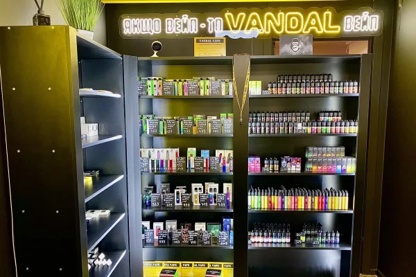 Луцк, проспект Грушевского,14