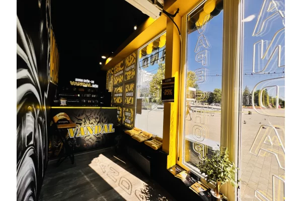 Луцк, ул. Леси Украинки 67