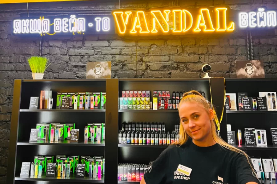 Ковель, ул. Независимости 92/11