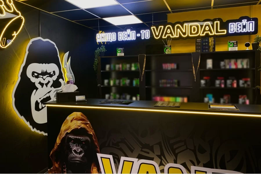 Луцк, ул.Соборности,38