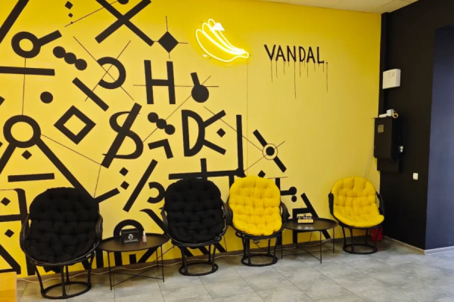 Ивано-Франковск, ул. Пасечная, 8