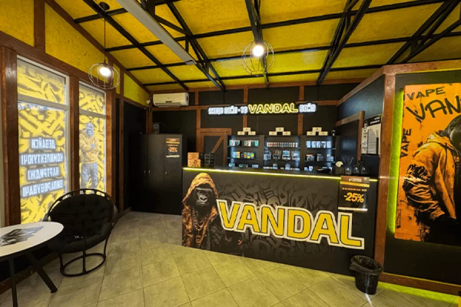 Коломия, вул. М. Грушевського 63