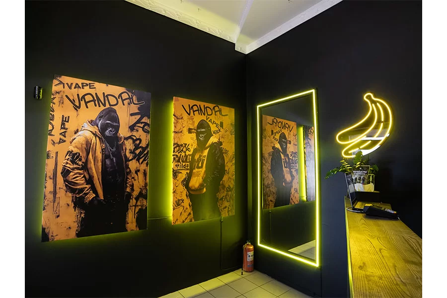 Нетешин, ул. Строителей, 1а