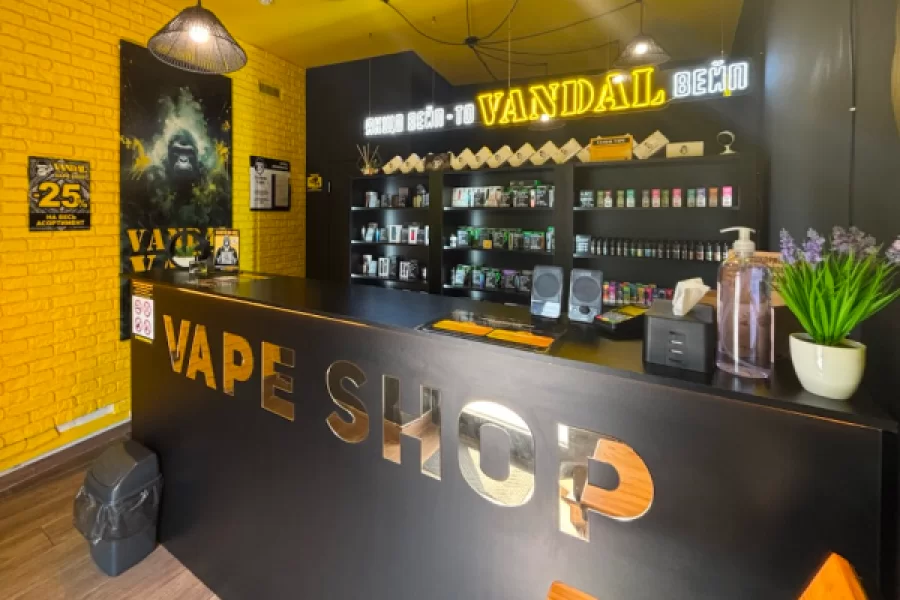 Дрогобыч, пл. Театральная 3