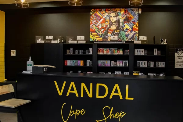 Ивано-Франковск, ул. Коновальца, 100