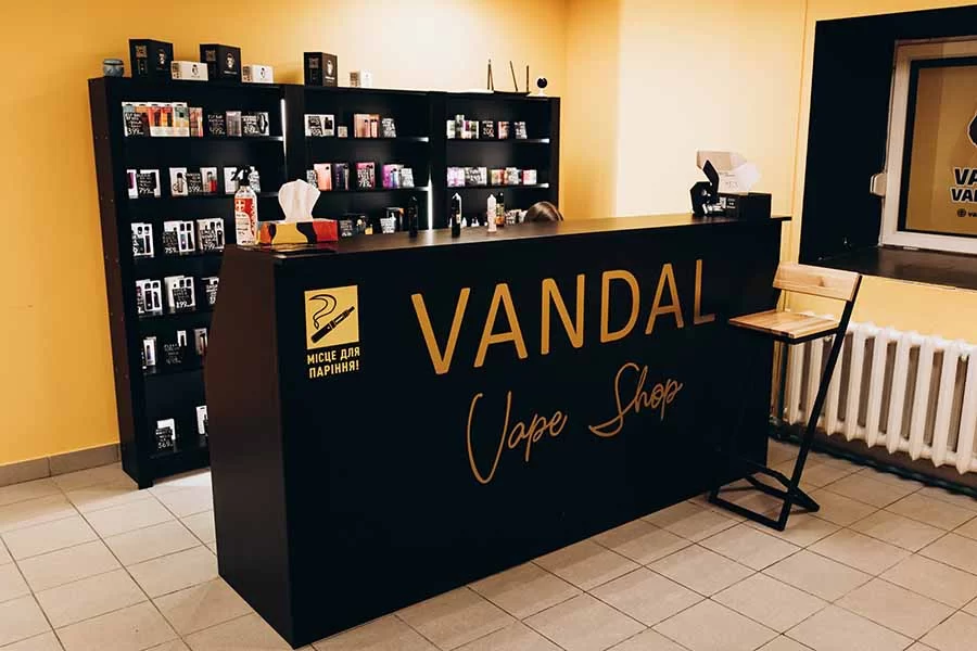 Винница, ул. Коцюбинского, 32