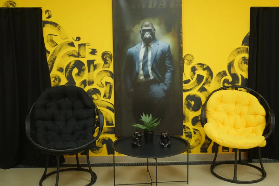 Каменец-Подольский, проспект Грушевского, 21/11