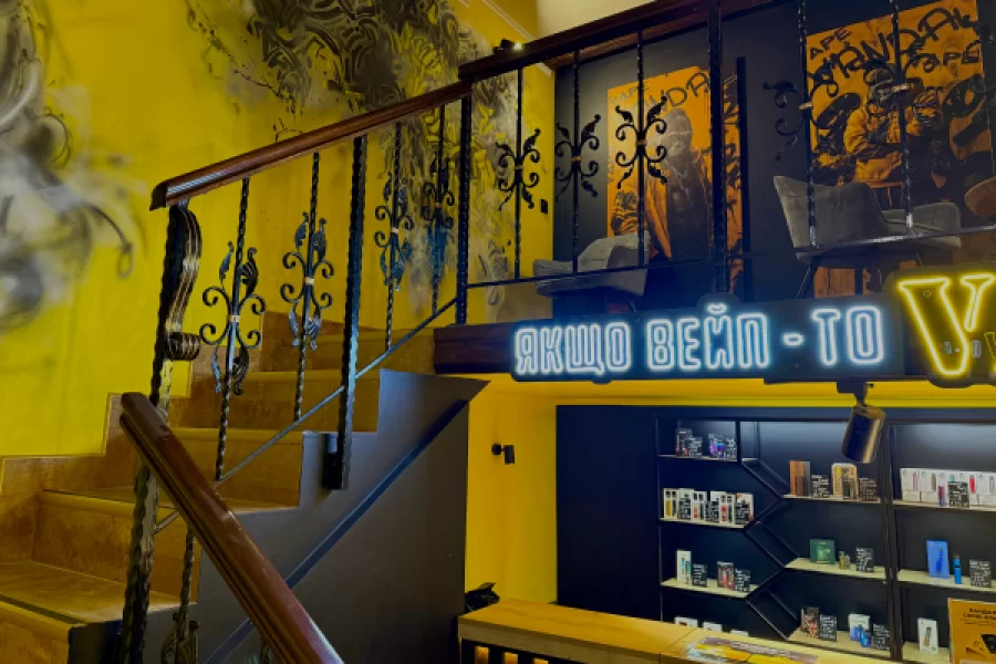 Хмельницкий, ул. Грушевского, 62