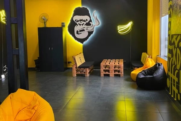 Калуш, ул. Площадь Героев, 2