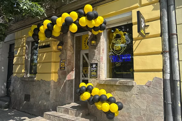 Львов, ул. Шевченка, 16