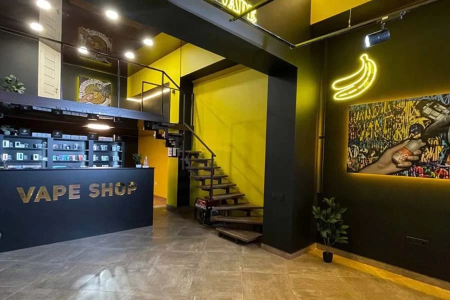 Черновцы, ул. Главная, 220в