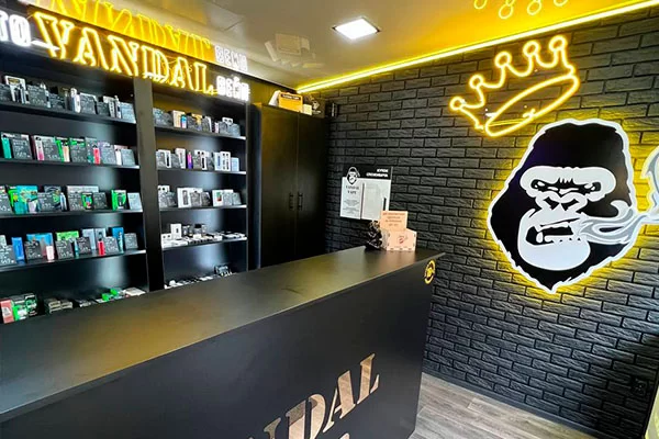 Львов, ул. Б. Хмельницкого, 12